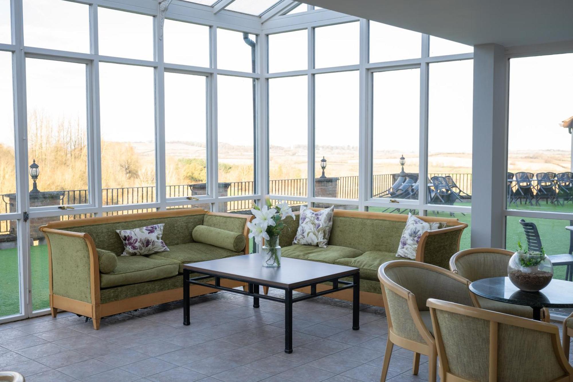 Hellidon Lakes Hotel Daventry Esterno foto
