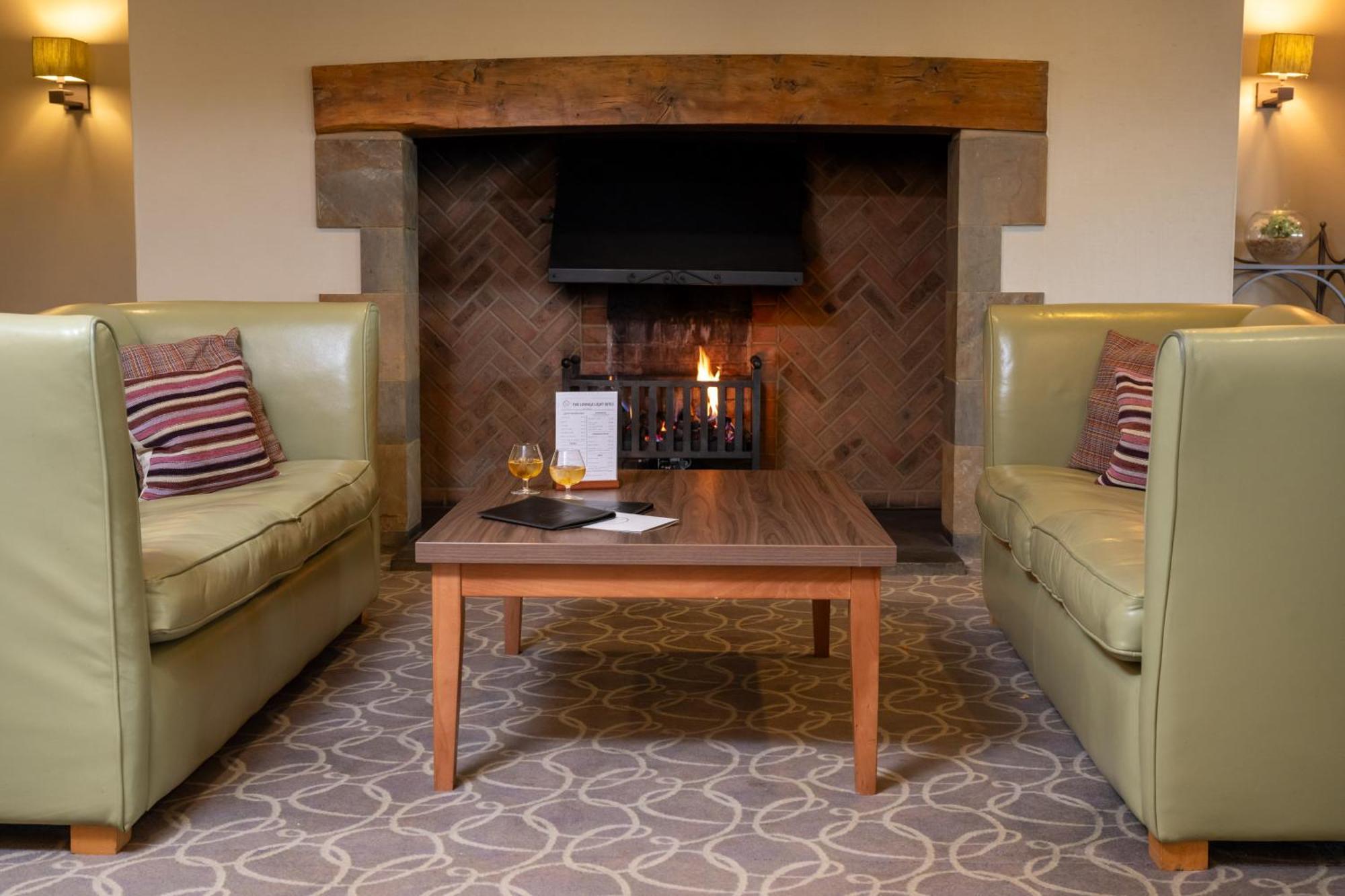 Hellidon Lakes Hotel Daventry Esterno foto