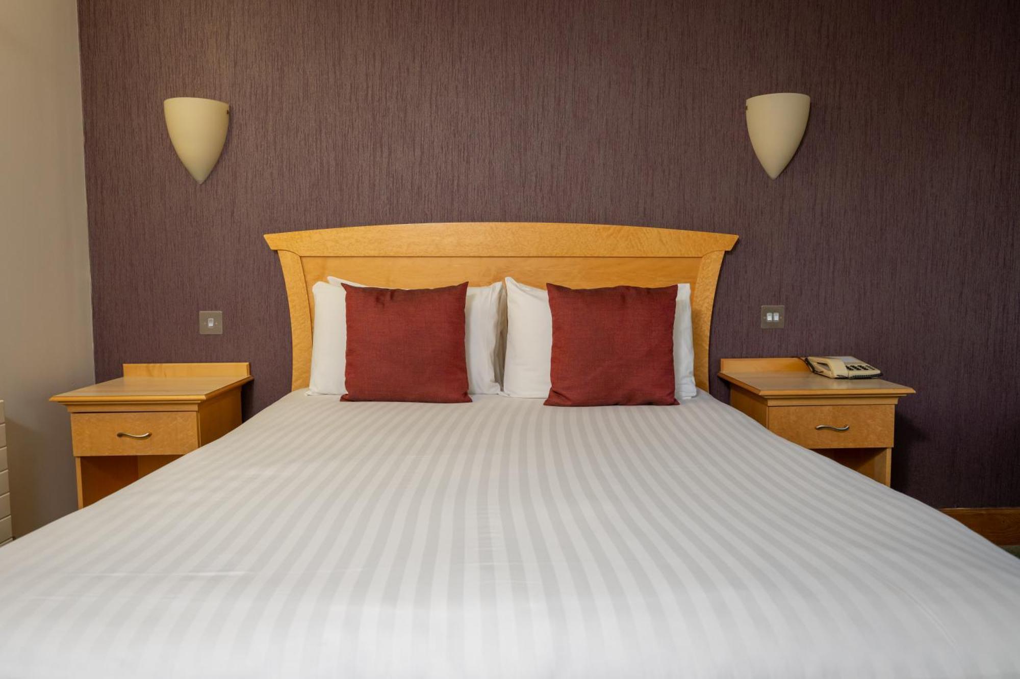 Hellidon Lakes Hotel Daventry Esterno foto