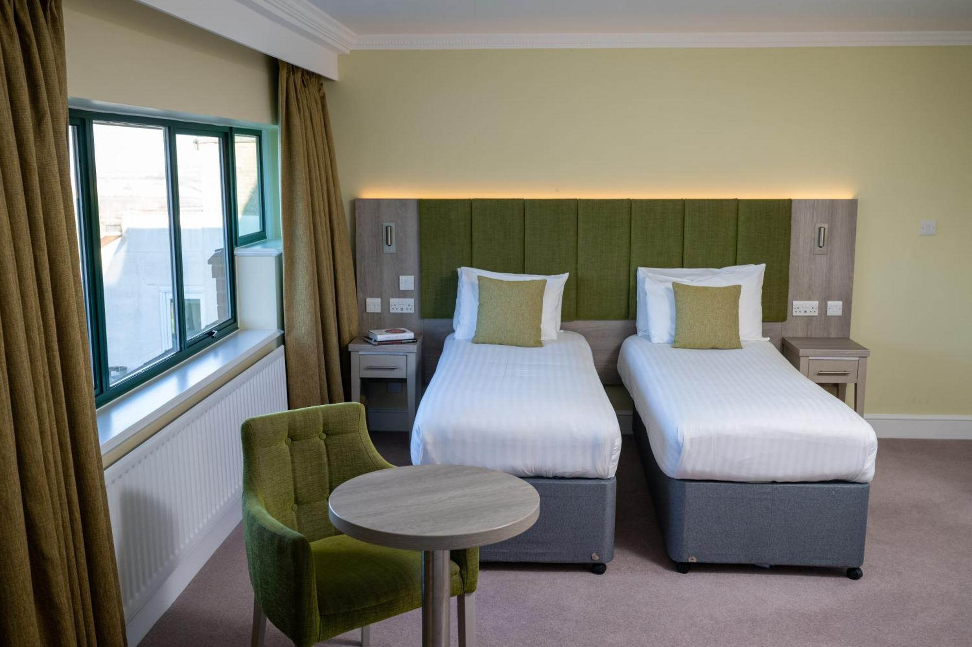 Hellidon Lakes Hotel Daventry Esterno foto